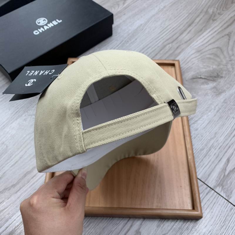 Chanel cap (72)